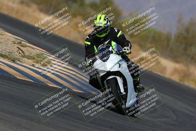 media/Mar-28-2022-Superbike Trackdays (Mon) [[b8603d0f67]]/Open Track Time/Turn 7/